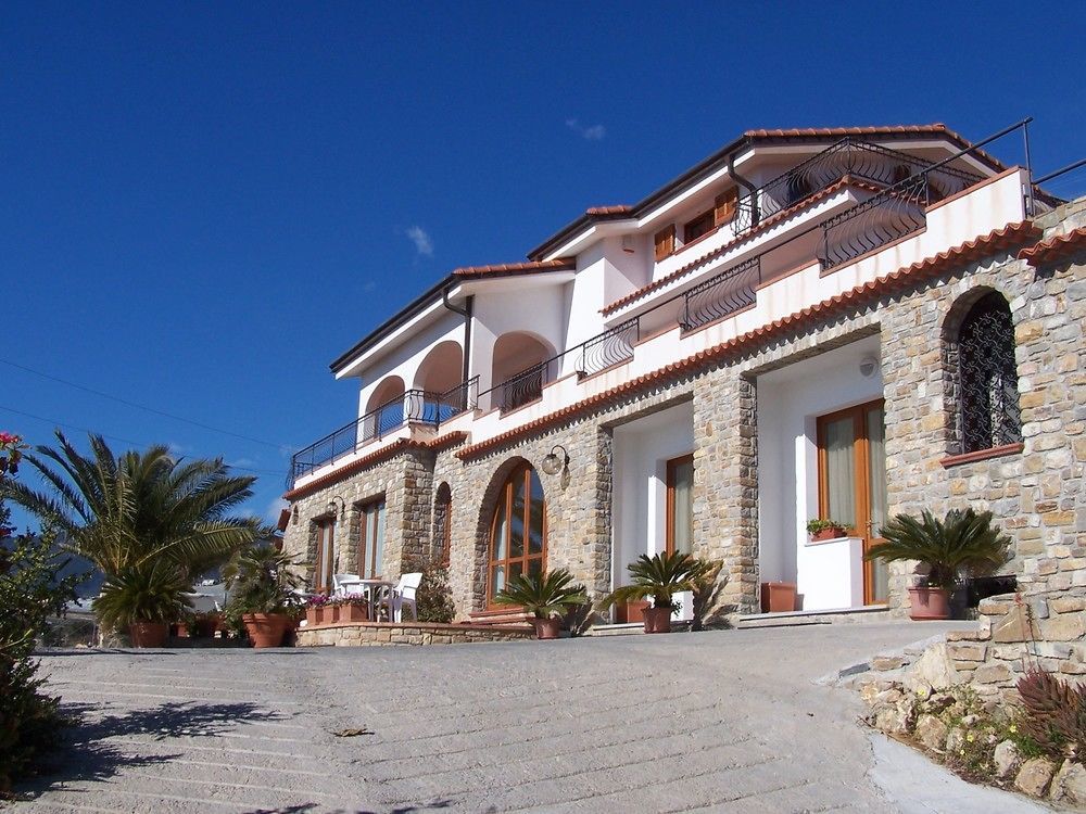 Le Terrazze Appartamenti Vacanze Sanremo Bagian luar foto