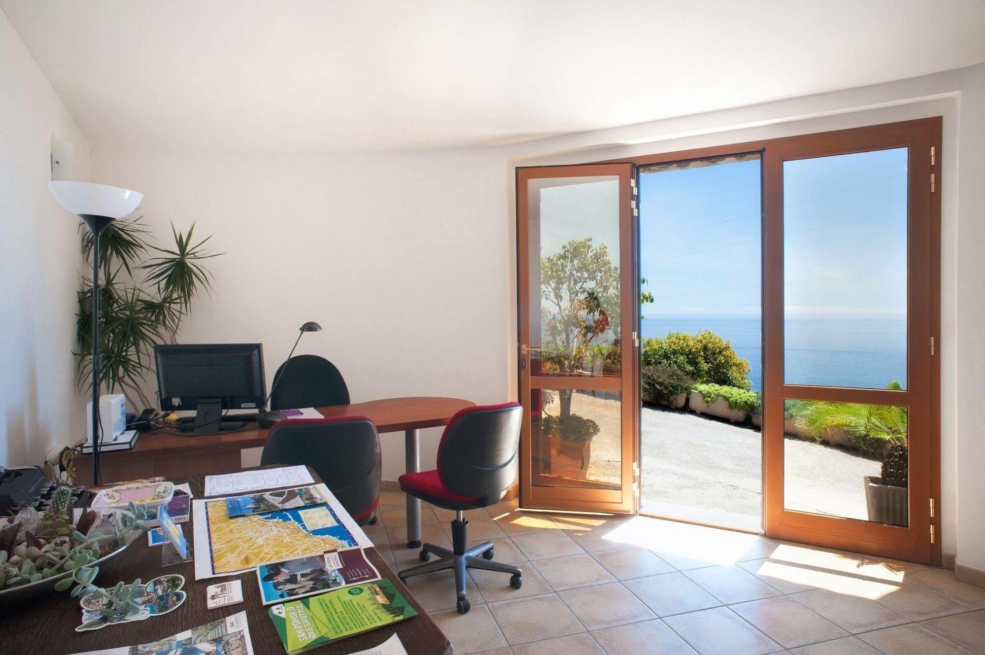 Le Terrazze Appartamenti Vacanze Sanremo Bagian luar foto