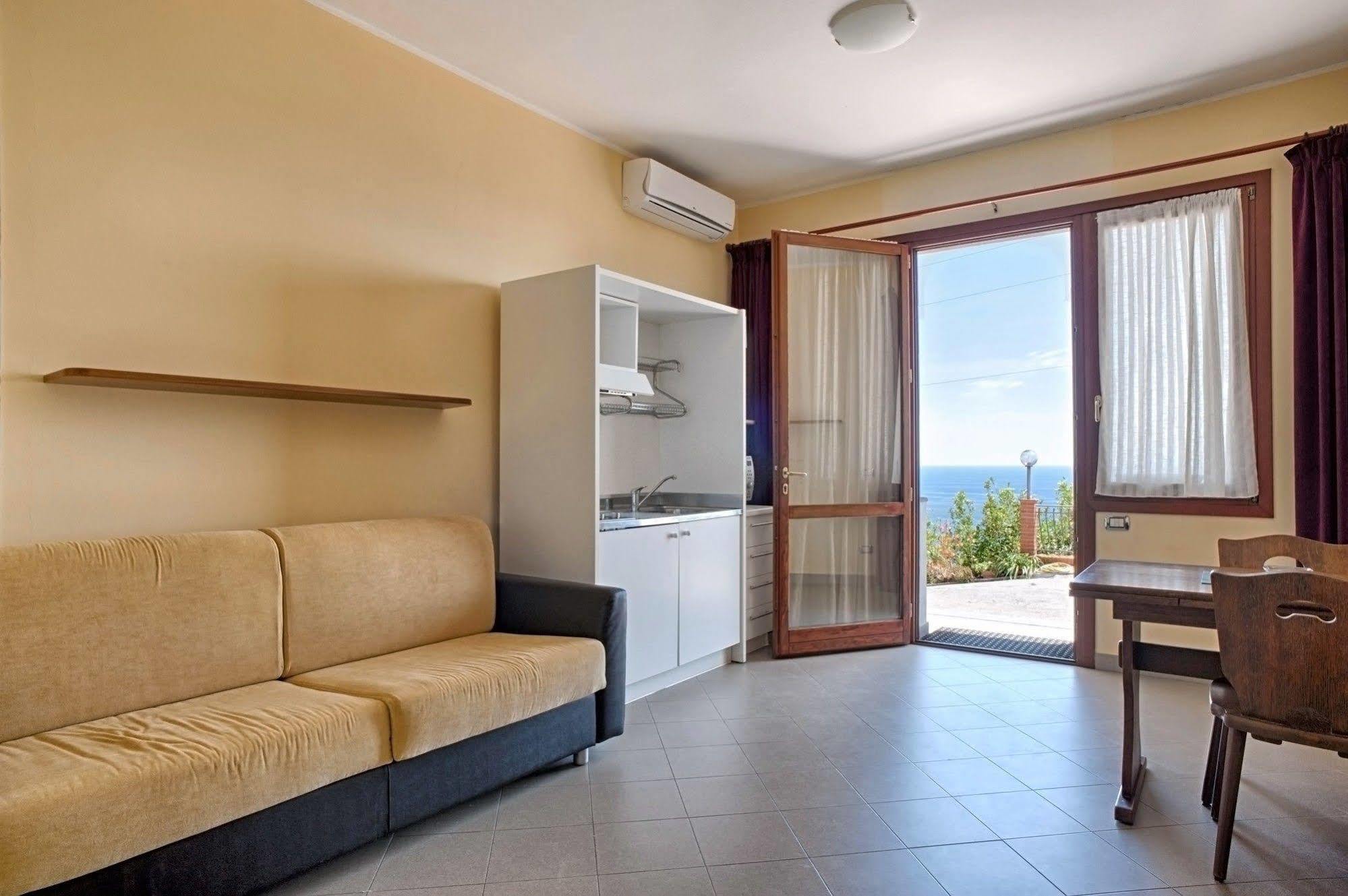 Le Terrazze Appartamenti Vacanze Sanremo Bagian luar foto